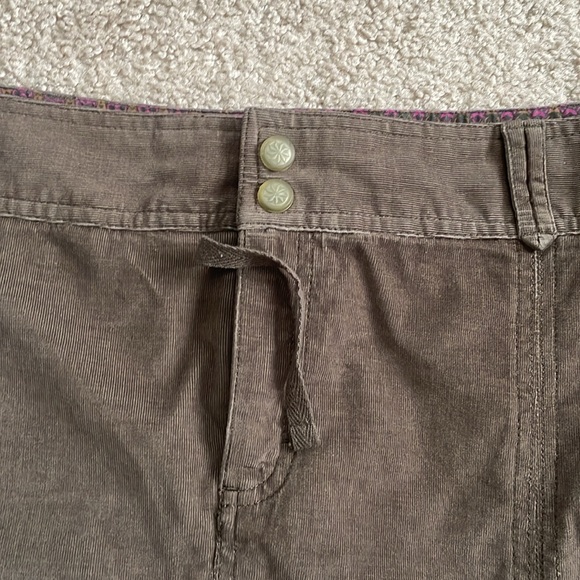 Athletes skirt, size 12, new with tags - Picture 3 of 7